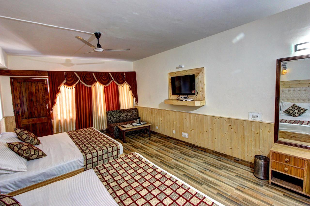 Hotel Highway Inn Manali  Exterior photo