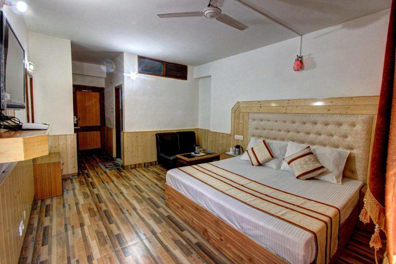 Hotel Highway Inn Manali  Exterior photo