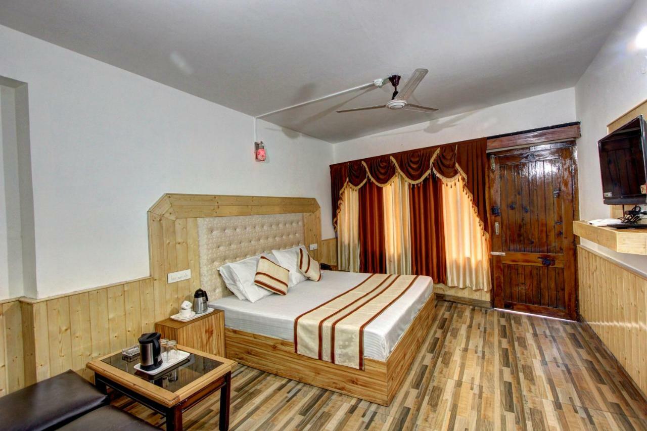 Hotel Highway Inn Manali  Exterior photo
